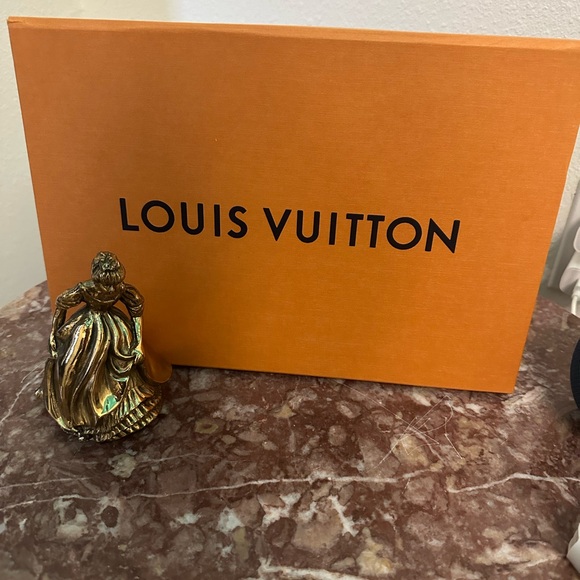 Louis Vuitton Damier Cobalt Wool Scarf (Men’s) - Preloved - Picture 9 of 9